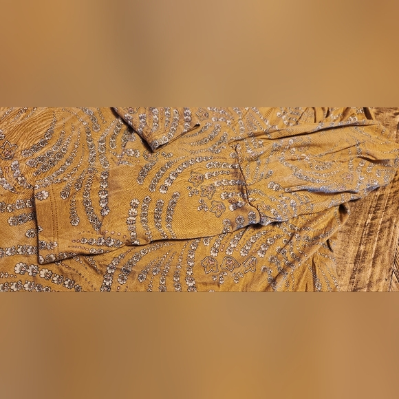 Ann Taylor Mustard Yellow Floral Turtleneck Top Blouse Size XS - Picture 12 of 12